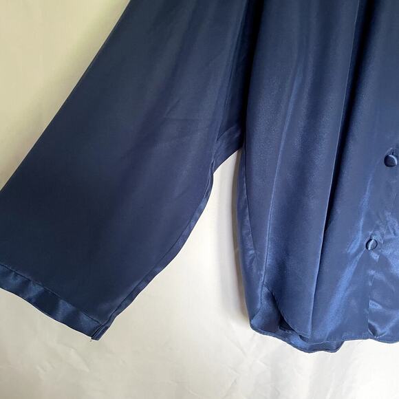 Victoria's Secret lightweight navy button down pajama top women's size large - Picture 4 of 7